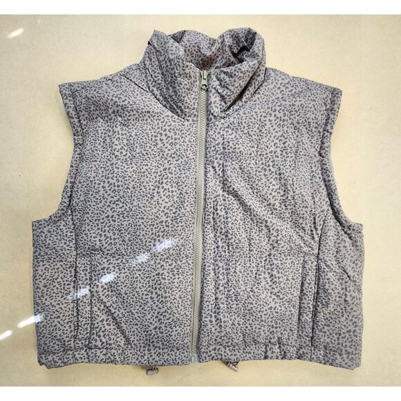 Thread + Supply Cropped Puffer Vest Beige & Black Animal Print Full Zip Size M - Picture 1 of 9